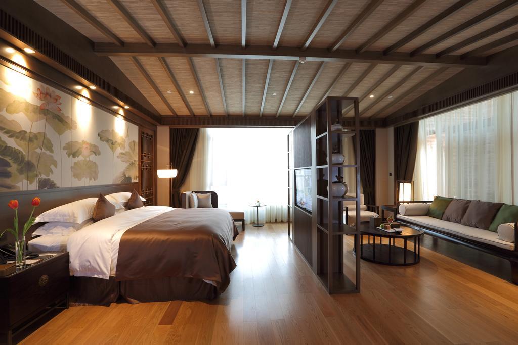 S&N Zhejiang Linhai International Hotel Habitación foto