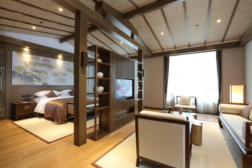 S&N Zhejiang Linhai International Hotel Habitación foto