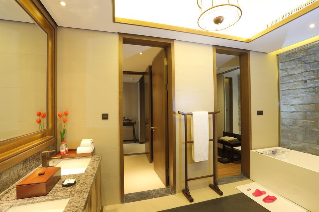 S&N Zhejiang Linhai International Hotel Habitación foto