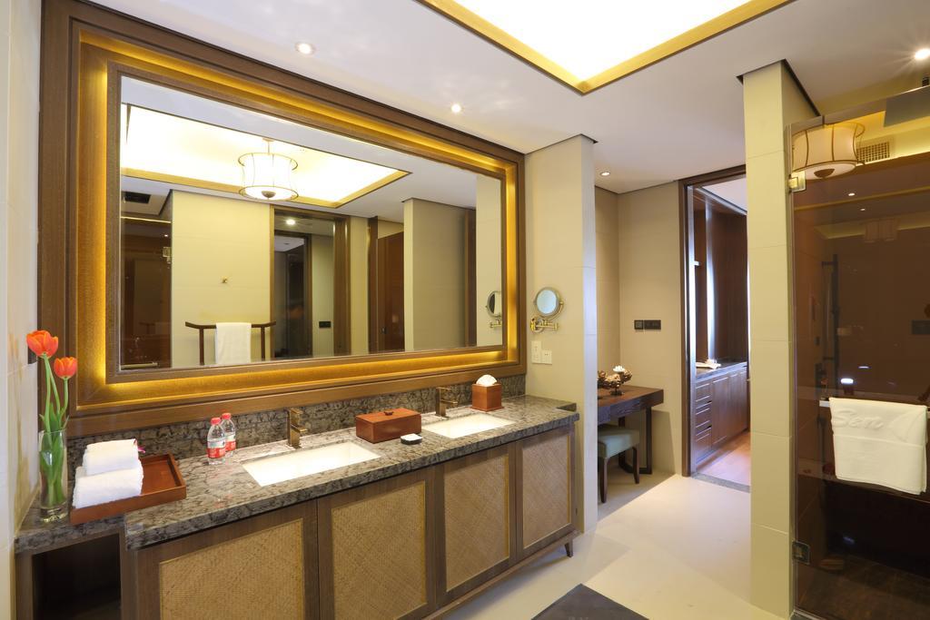 S&N Zhejiang Linhai International Hotel Habitación foto