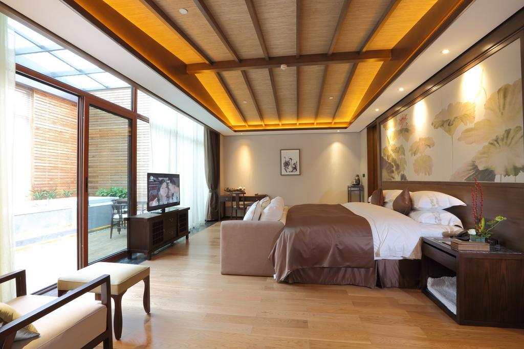 S&N Zhejiang Linhai International Hotel Habitación foto