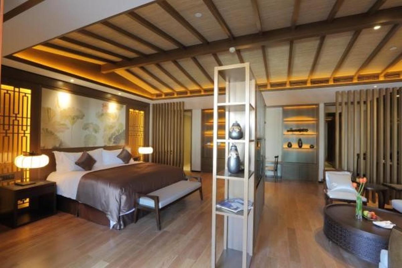 S&N Zhejiang Linhai International Hotel Exterior foto